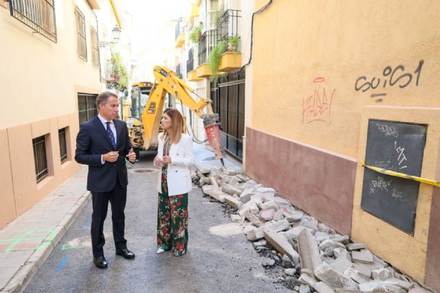 El alcalde anuncia una nueva inversión superior a los 191.000€ en el casco histórico para mejorar las calles Álamo, Núñez de Arce y Alburquerque