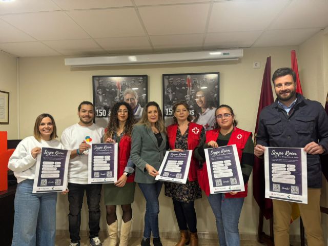 Cruz Roja Juventud organiza un scape room para concienciar a los jóvenes sobre el papel de la mujer en la sociedad