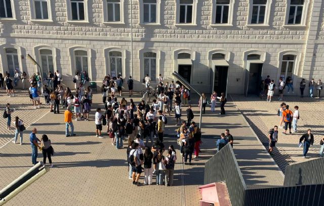 El Ayuntamiento pone en marcha un dispositivo especial de limpieza y emergencias durante los exámenes de la EBAU en Lorca