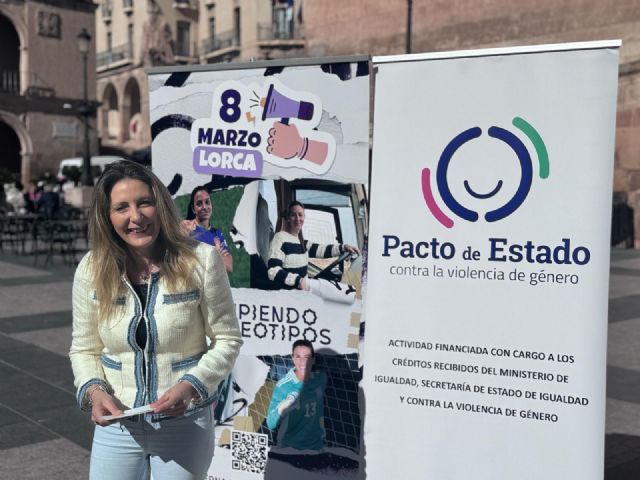 José Antonio Sansegundo, Elisa Campoy y el IES San Juan Bosco premiados por el Ayuntamiento por su contribución a favor de la igualdad