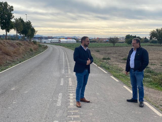 El Ayuntamiento de Lorca procederá a la iluminación del camino de servicio que conecta Ronda Sur con el Centro Comercial