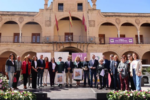 El Ayuntamiento reconoce a Ana Barranco y María José García con el 'Premio Mujeres y Hombres por la Igualdad', y con el galardón 'Lorca por la Igualdad' al Centro de Educación de Adultos