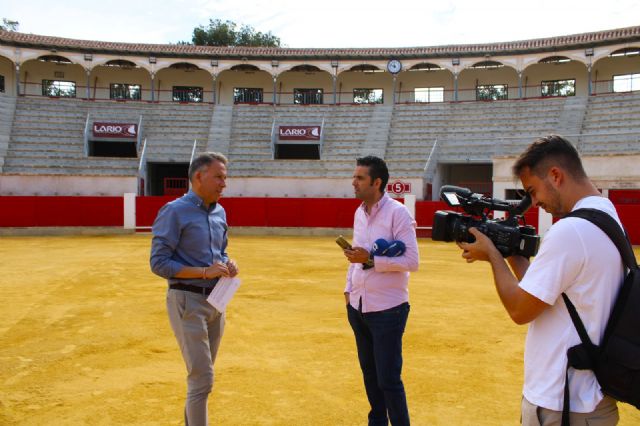 El Ayuntamiento consigue un beneficio de 25.691,77€ por la organización de la corrida de toros de feria en el Coso de Sutullena, quintuplicando la ganancia del festejo de marzo