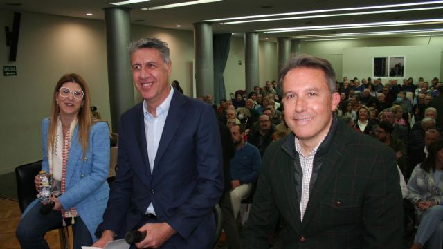 Fulgencio Gil tiene que explicar a los lorquinos porqué el proyecto que quiere para Lorca es el de una persona investigada por la Fiscalía y mientras sigue intentando manchar la imagen de nuestra ciudad y de la Semana Santa