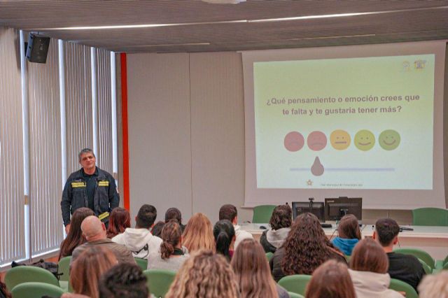 Comienzan los talleres del plan municipal de prevención de conductas suicidas, con más de 200 jóvenes en su primera jornada