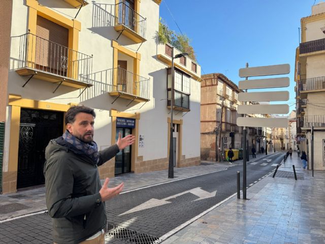 El Gobierno de Lorca invierte 150.000 euros en renovar más de un centenar y medio de luminarias en el casco histórico