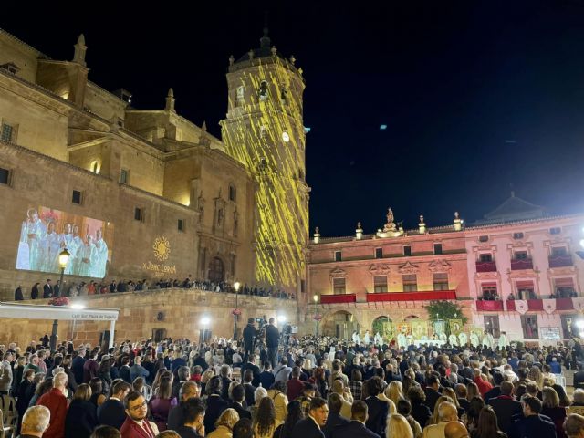 Los jóvenes cofrades celebran la Misa de Envío de la Luz de Cristo a León como anfitriona del XI JOHC