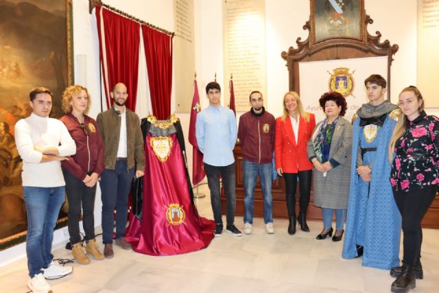 La Federación San Clemente incorpora el nuevo grupo de los Caballeros de la Orden del Santo Sepulcro que desfilarán en el Gran Desfile Parada de la Historia Medieval de Lorca