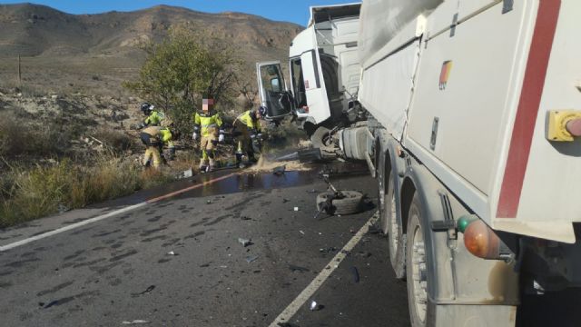 Fallece el conductor de un turismo en un accidente de tráfico ocurrido en Lorca