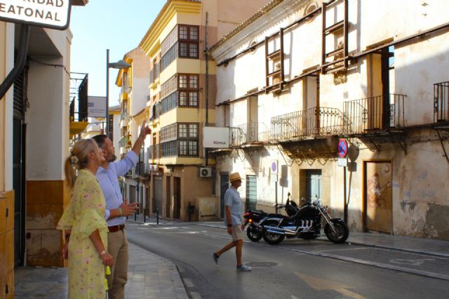 Nueva revisión de las fachadas del casco antiguo por el inicio del curso escolar y la celebración de la Feria y fiestas de septiembre