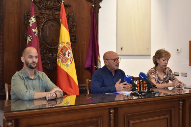 PSOE e IU-P-AV junto al Observatorio para el Bienestar Animal exigen al gobierno local que reconsidere la adjudicación del servicio de recogida de animales