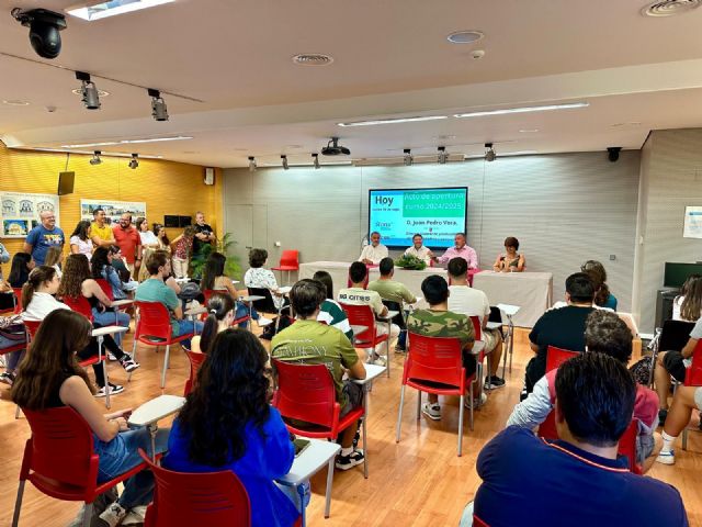 Comienza el curso académico en el Centro Integrado de Formación y Experiencias Agrarias (CIFEA) de Lorca