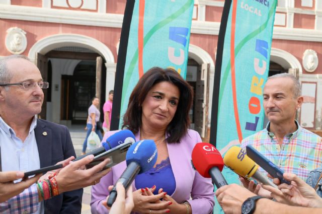 El escaparate del comercio que se celebrará en Calderón de la Barca cuelga el cartel de ‘completo’