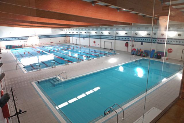 Deportes abre el plazo de preinscripción para los programas acuáticos en las piscinas cubiertas de San Antonio y Felipe VI