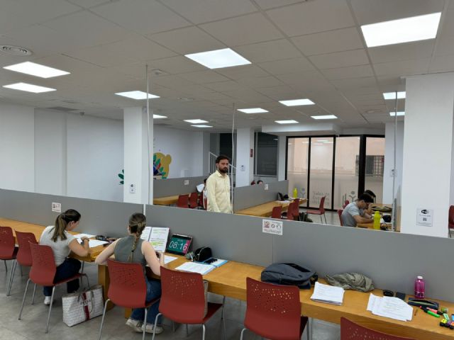 La Sala de Estudio 24 horas del Ibreño de Lorca amplía su aforo a 60 personas